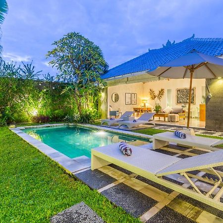 Villa Irma Seminyak  Ngoại thất bức ảnh